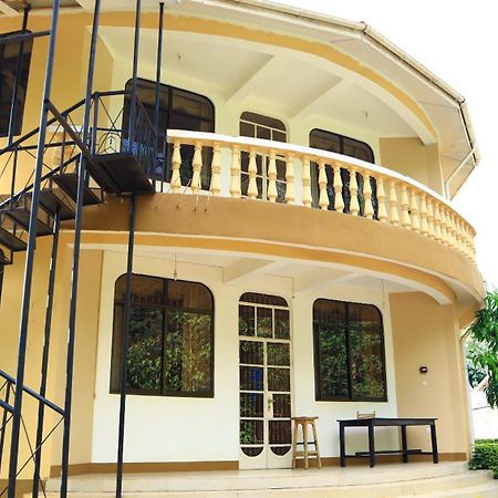 מושי Mama Thea Homes מראה חיצוני תמונה